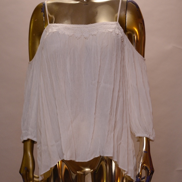 Forever 21 - off the shoulder top - NWT - Picture 1 of 3